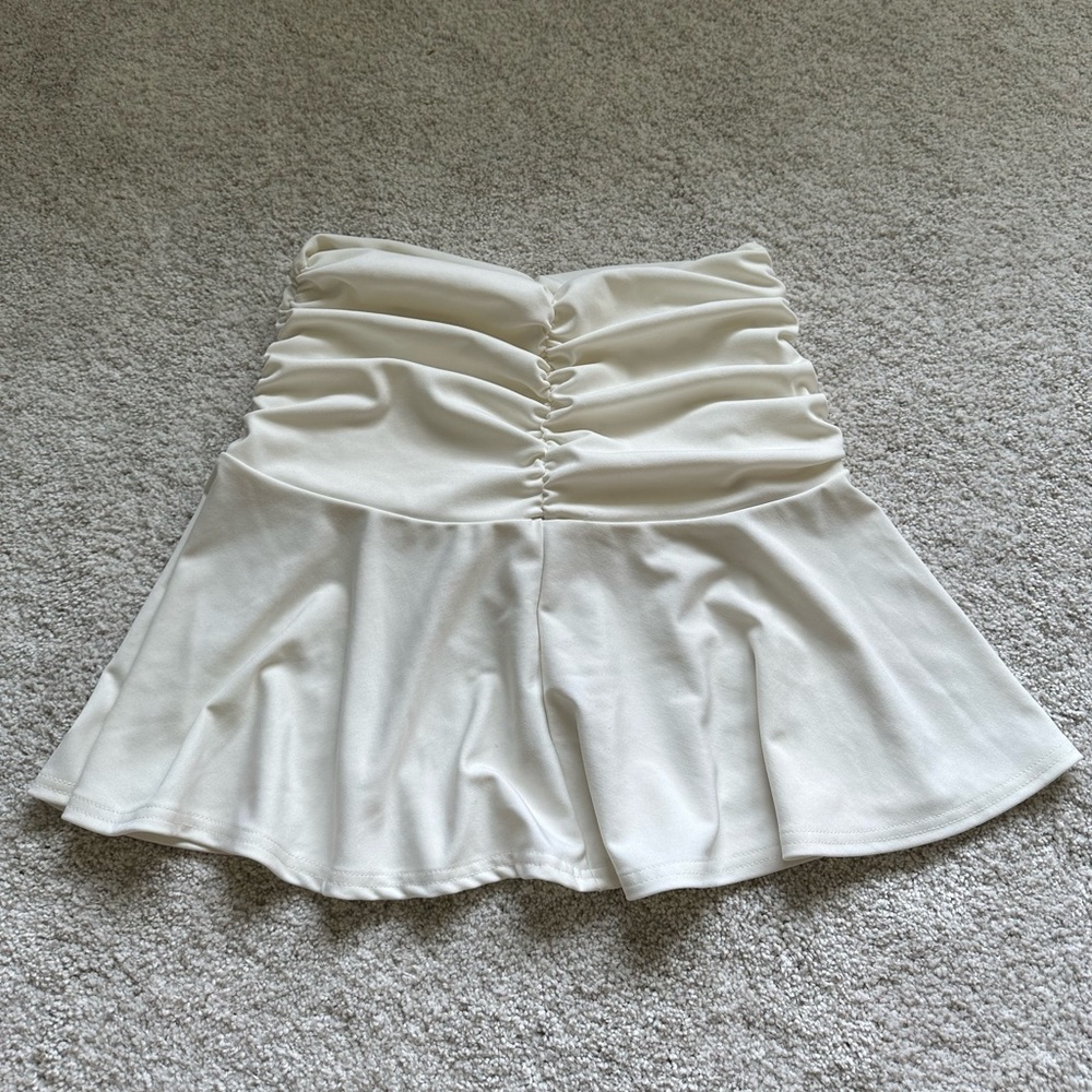 White ruched skirt